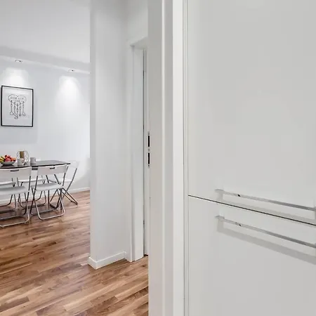 Chill Apartments Airport Residence Varsavia Esterno foto