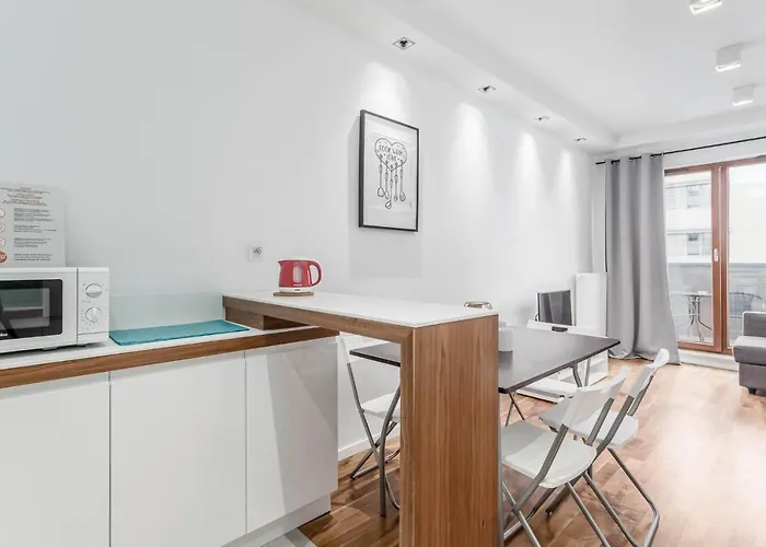 Chill Apartments Airport Residence